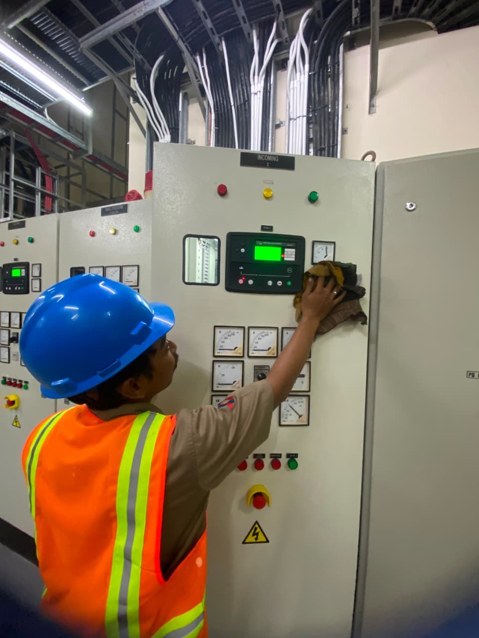 Perawatan Panel Elektrikal - Electrical Panel
